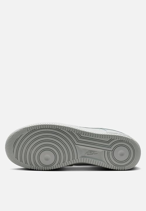 Nike - Nike Air Force 1 '07