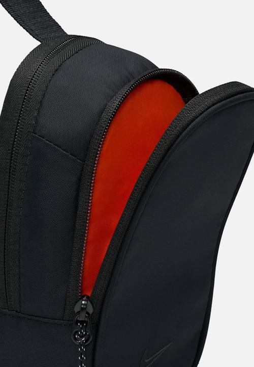 Nike - Nike Sportswear Commute Crossbody Bag (1L) - Black