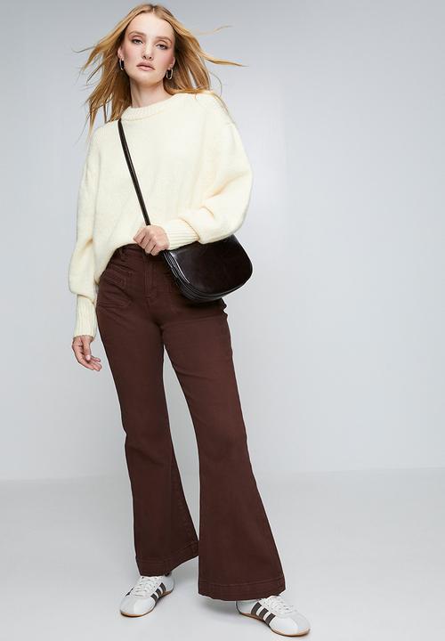 MANDI - Mid Waist Pat H Pocket Kick Flare Wide Leg - Chocolate