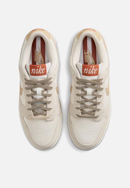 Nike - Nike Dunk Low SE