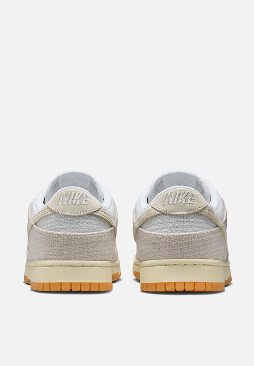 Nike - Nike Dunk Low Retro SE