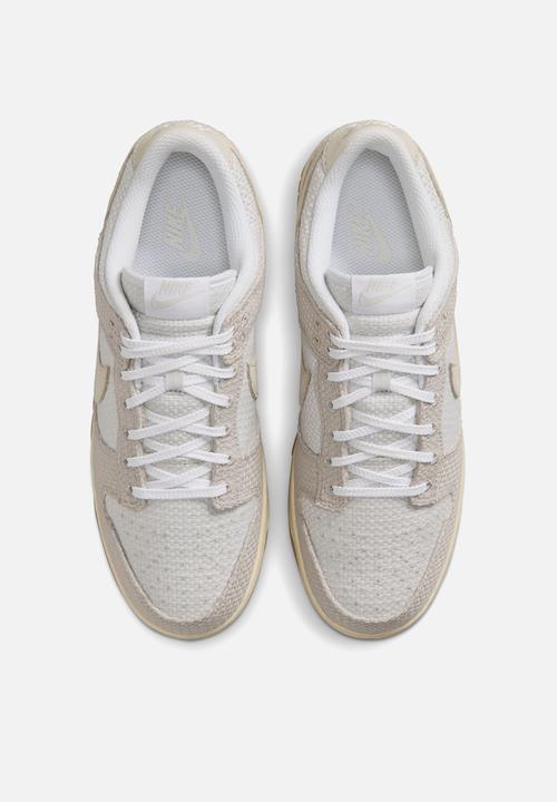 Nike - Nike Dunk Low Retro SE