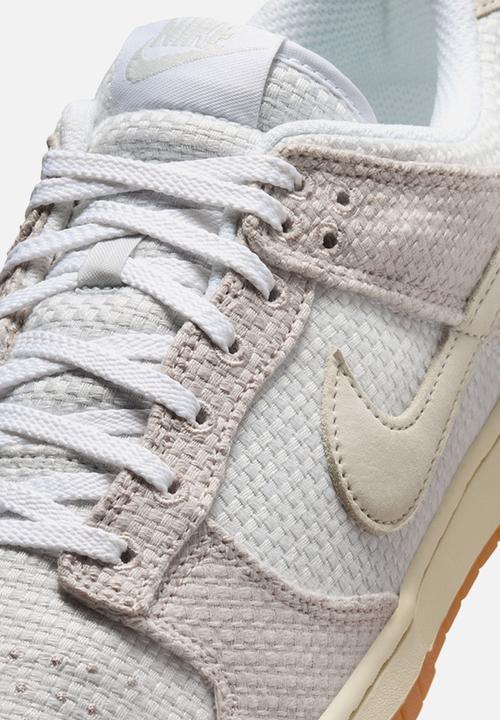 Nike - Nike Dunk Low Retro SE