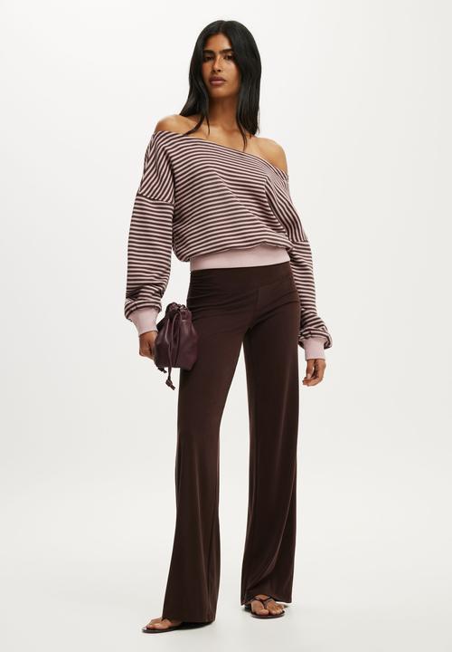 Cotton On - Relaxed Off Shoulder Sweatshirt - cloud blush/dark oak stripe