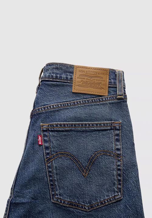 Levi’s® - Ribcage straight ankle - analyze this