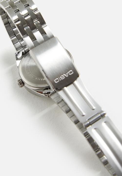Casio - Analog Ss Ion 50M Date Blue - Silver