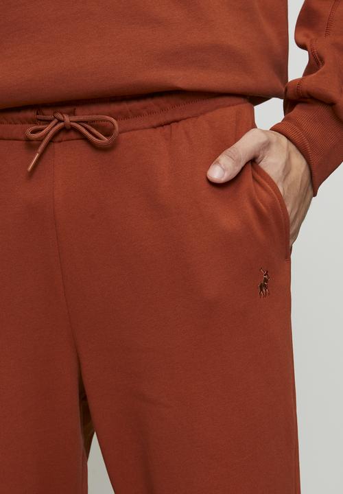 POLO - Aakil Essential Fleece Jogger - Rust