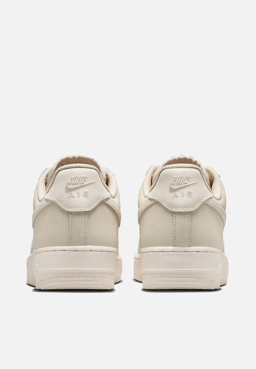 Nike - Nike Air Force 1 Retro Premium