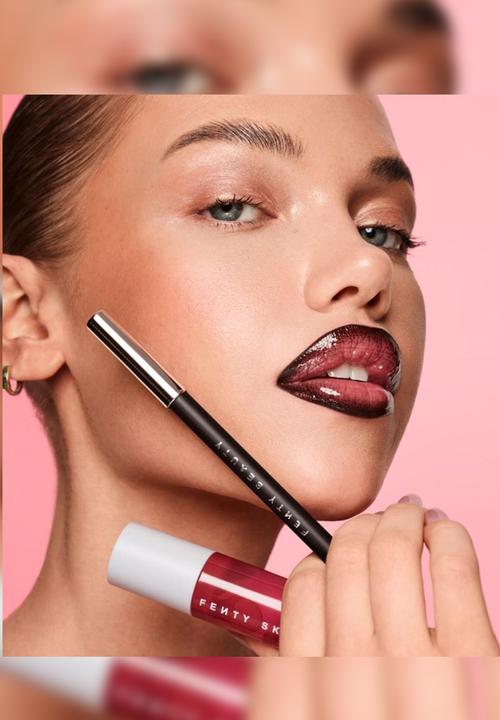 Fenty Beauty - Trace'd Out Longwear Waterproof Pencil Lip Liner - Coal Blooded