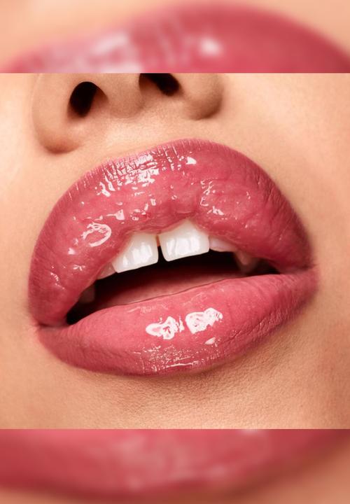 Fenty Beauty - Trace'd Out Longwear Waterproof Pencil Lip Liner - Riri