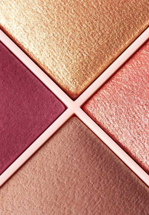 essence - Radiant Light Face Palette - 20 Signature Light