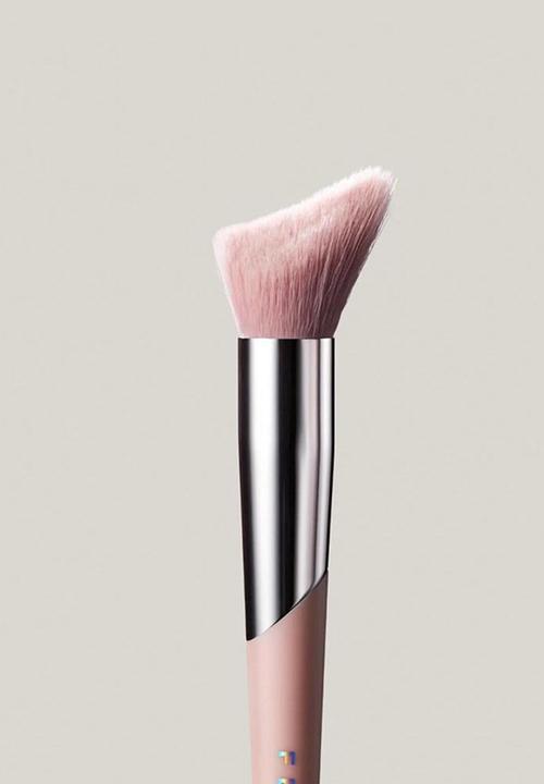 Fenty Beauty - Cheek-Huggin Highlight Brush - 120