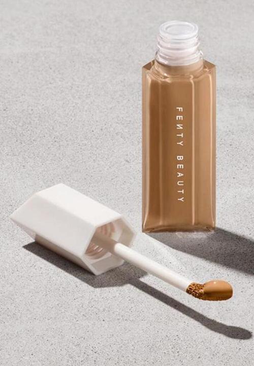 Fenty Beauty - We're Even Hydrating Longwear Concealer - 310W Medium