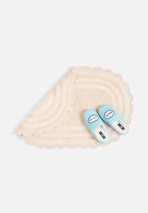 Sixth Floor - Crochet bathmat