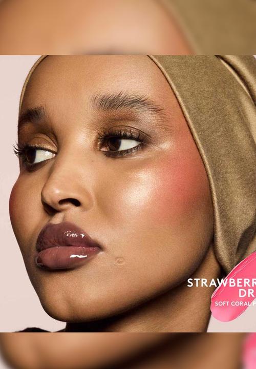Fenty Beauty - Cheeks Out Freestyle Cream Blush - Strawberry Drip