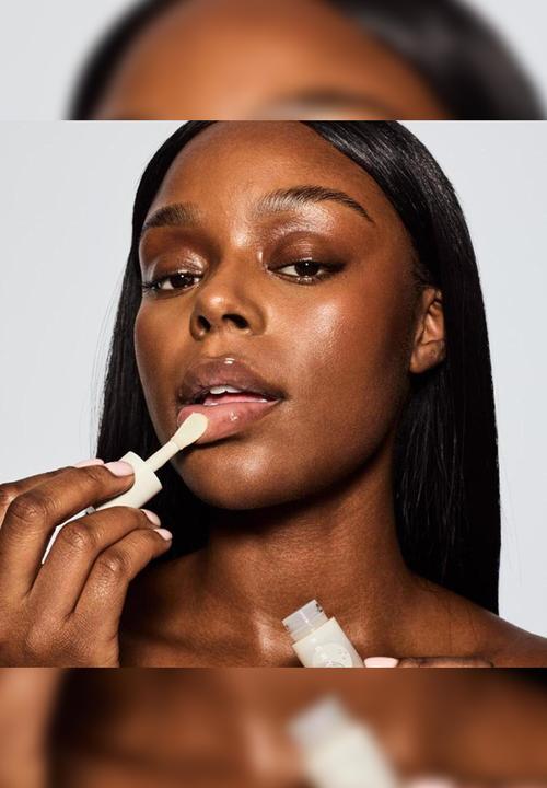 Fenty Beauty - Treatz Hydrating + Strengthening Lip Oil - Coconut