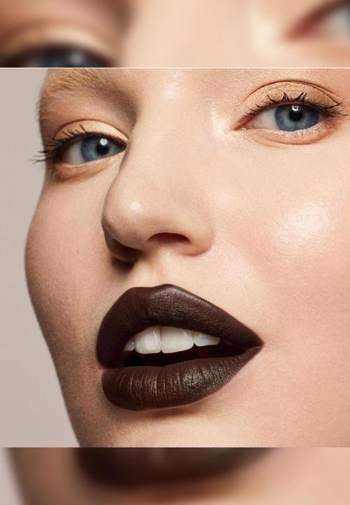 Fenty Beauty - Stunna Lip Paint Longwear Lip Colour - Unlawful