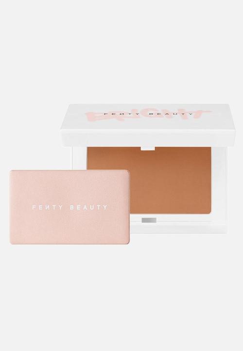 Fenty Beauty - Bright Fix Instant Brightening + Blurring Powder - Cinnamon