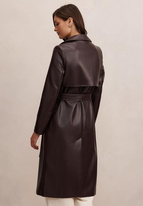 Forever New - Sabina pu trench coat in deep berry