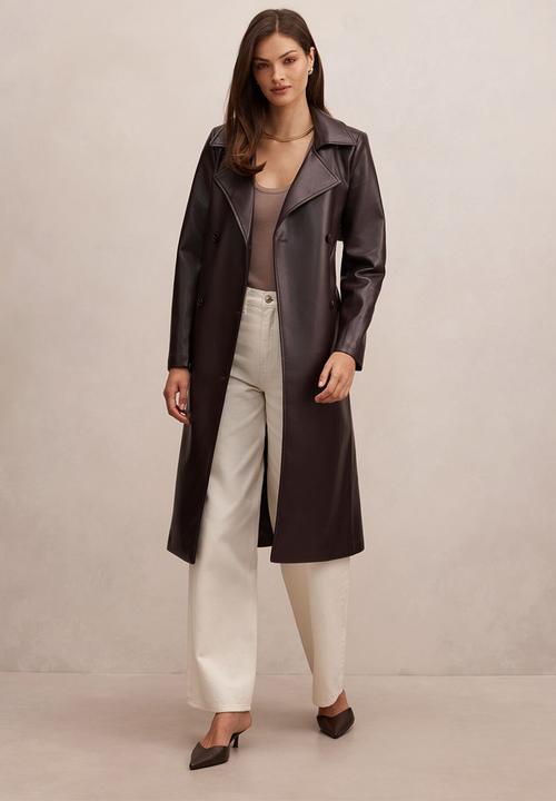 Forever New - Sabina pu trench coat in deep berry
