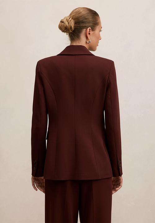 Forever New - Pia single breasted blazer in aubergine suit