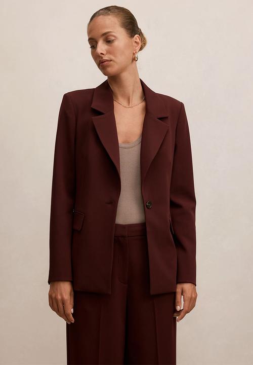 Forever New - Pia single breasted blazer in aubergine suit