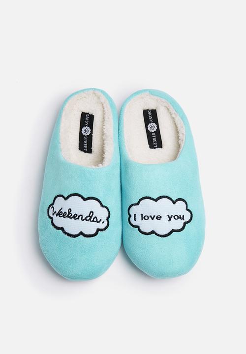 weekend slippers