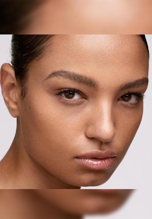 Fenty Beauty - Soft'Lit Naturally Luminous Foundation - 315