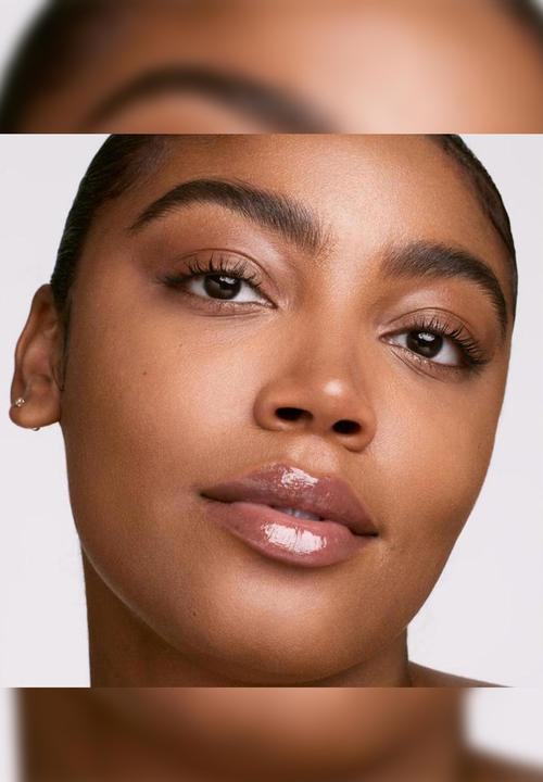 Fenty Beauty - Soft'Lit Naturally Luminous Foundation - 345