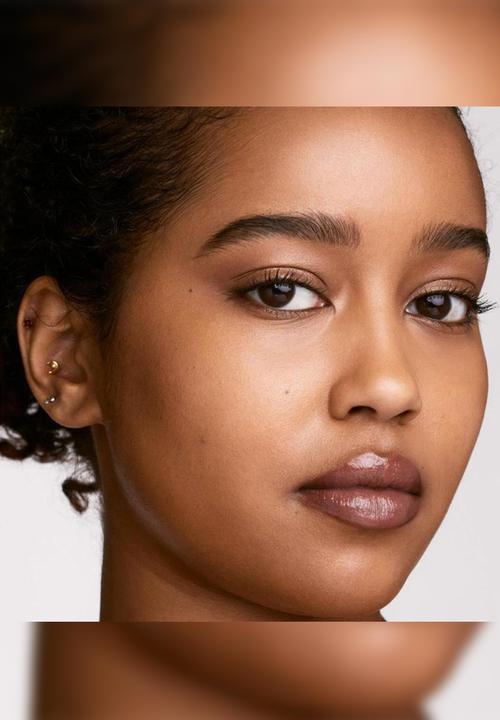 Fenty Beauty - Soft'Lit Naturally Luminous Foundation - 370
