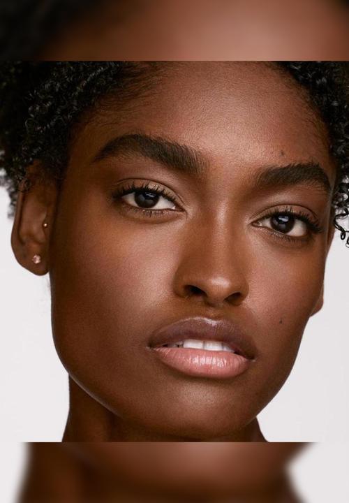 Fenty Beauty - Soft'Lit Naturally Luminous Foundation - 410