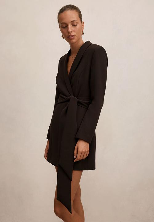 Forever New - Izzy belted blazer mini dress in dark chocolate