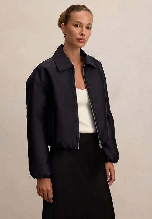 Forever New - Everly satin bomber jacket in black