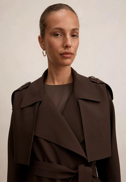 Forever New - Ivy belted trench coat in chocolate