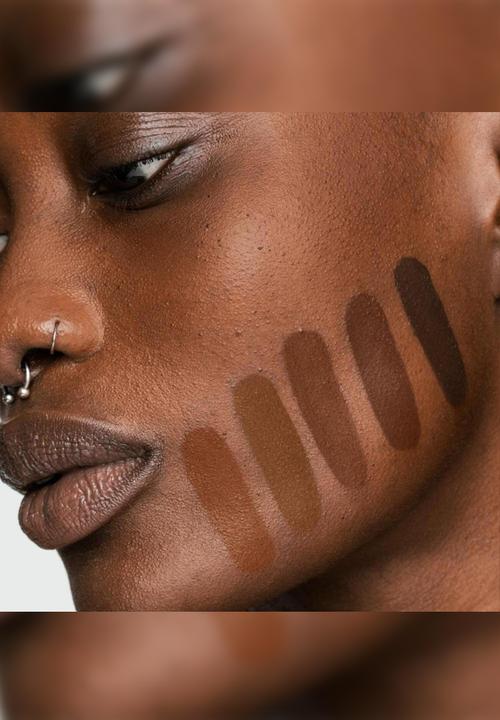 Fenty Beauty - Soft'Lit Naturally Luminous Foundation - 480