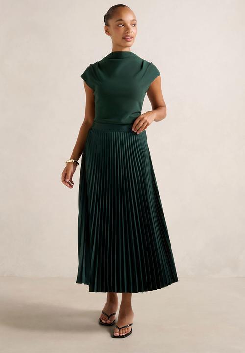 Forever New - Estelle satin pleated midi skirt in dark green