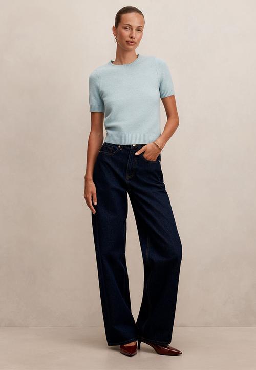 Forever New - Lucy knitted t-shirt in soft duck egg