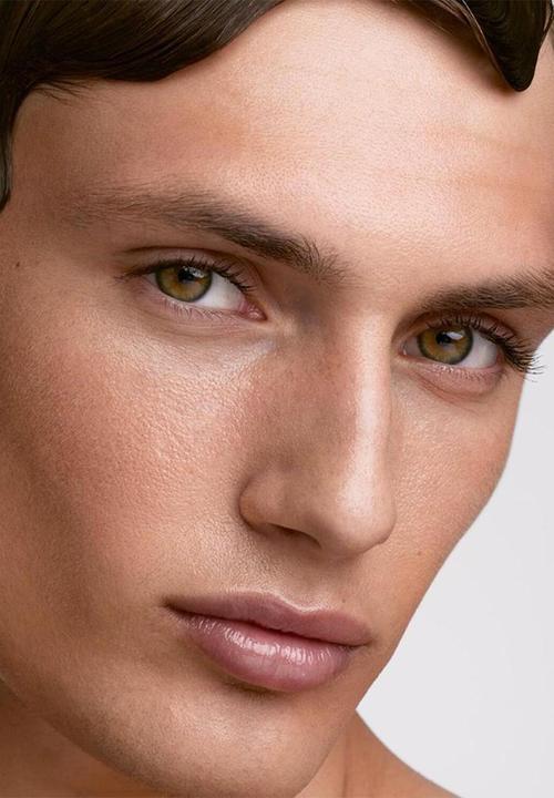 Fenty Beauty - Soft'Lit Naturally Luminous Foundation - 200