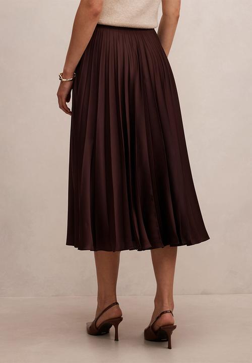 Forever New - Danielle pleated midi skirt in chocolate