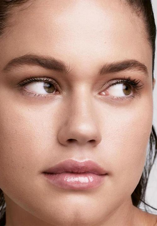 Fenty Beauty - Soft'Lit Naturally Luminous Foundation - 210