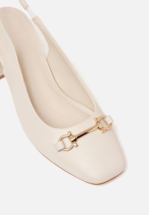 Forever New - Valeria bit trim slingback block heel in nude