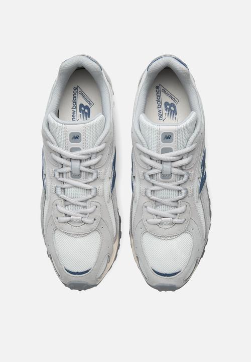 New Balance  - 204L