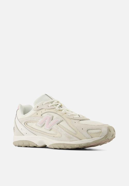 New Balance  - 204L