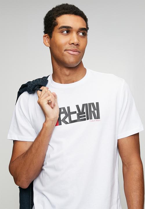 Calvin Klein - Ss 30S Eu Ck Redbox Graphic Tee - Brilliant White