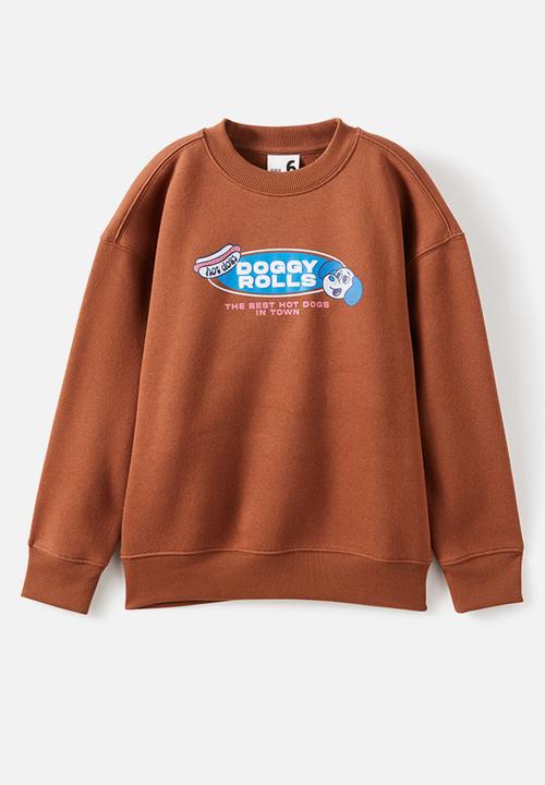 Cotton On - Sammy Oversize Crew - Chestnut/Doggy Rolls
