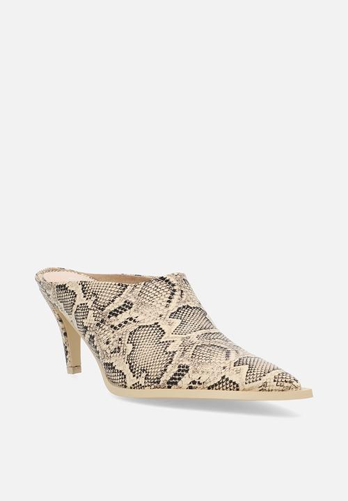 Raid London - Eldi closed toe stiletto heel mule - snake 