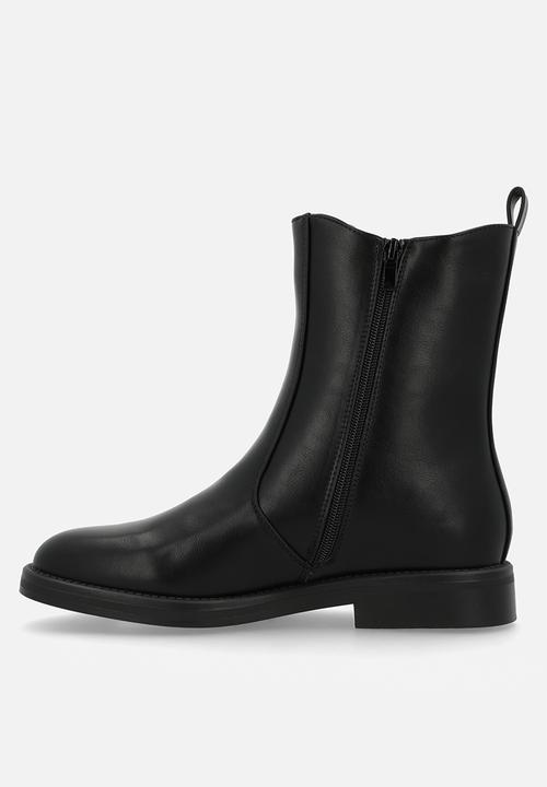 Madison® - Olsen chelsea boot - black