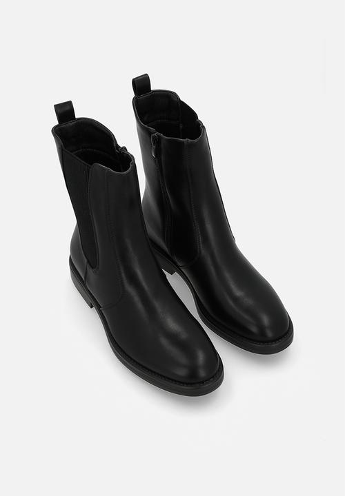 Madison® - Olsen chelsea boot - black