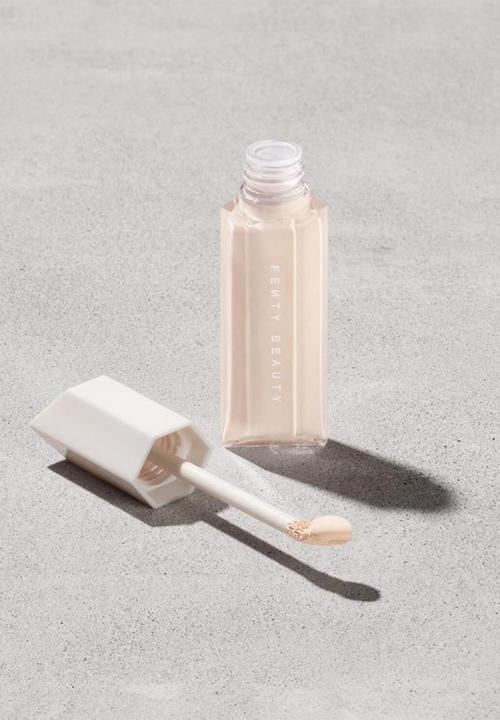 Fenty Beauty - We'Re Even Hydrating Longwear Concealer - 100C Light