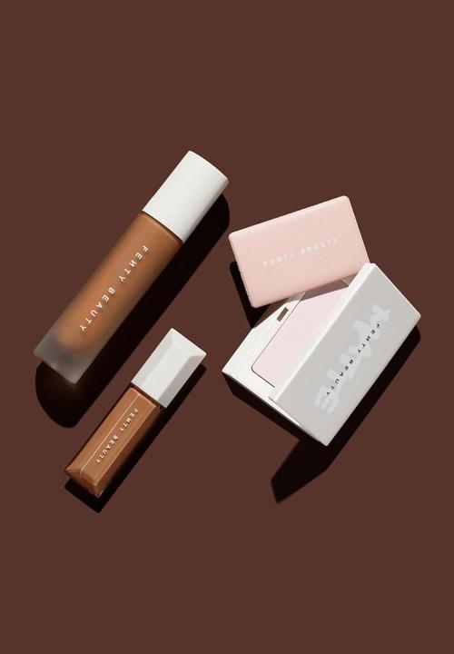 Fenty Beauty - We'Re Even Hydrating Longwear Concealer - 100C Light